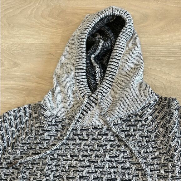 BKE Black and White Knit Hoodie - Picture 5 of 5